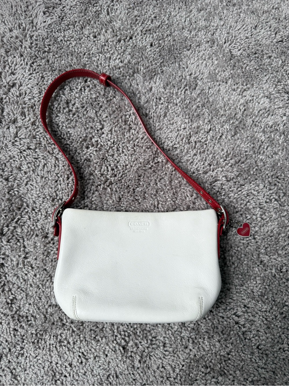 Coach White Leather Shoulder Bag with Red Strap